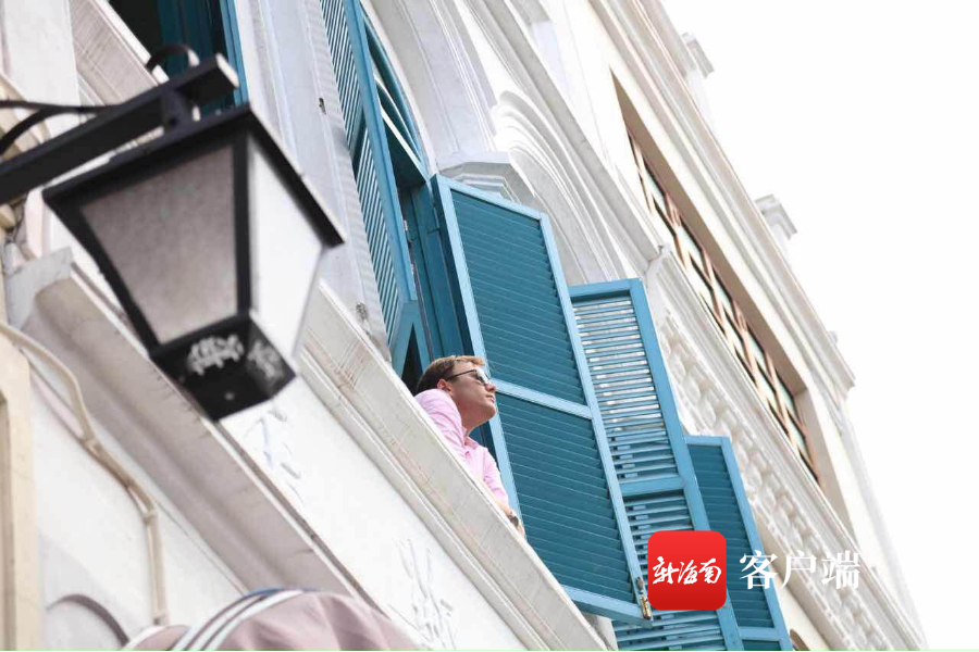 插入图片